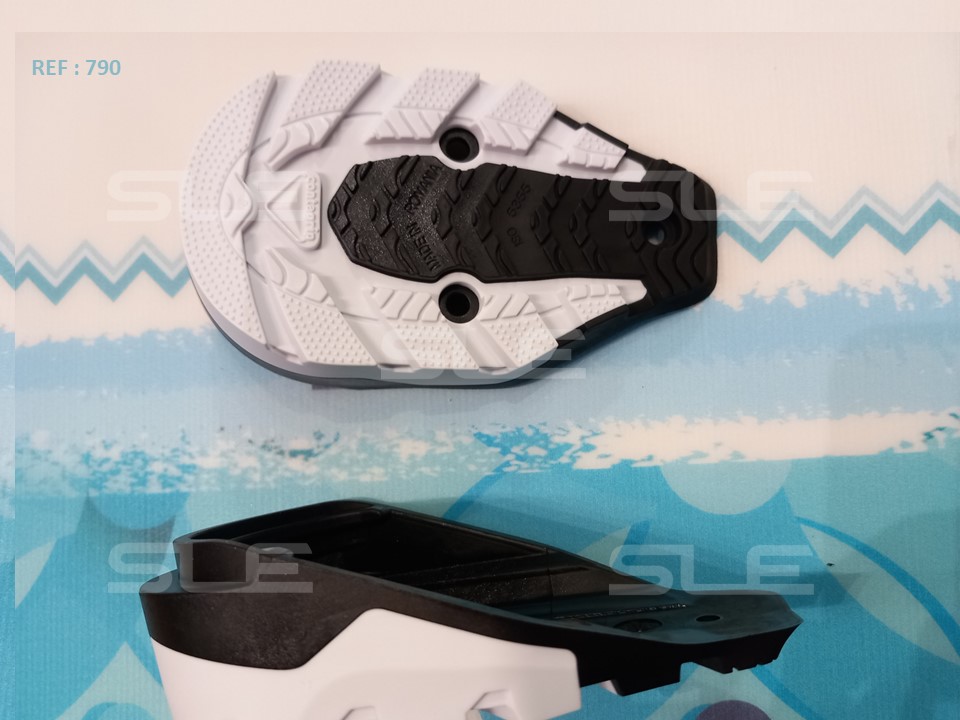 Sundo Crampons pour chaussures universels réglable en caoutchouc  thermoplastique 1 paire à petit prix